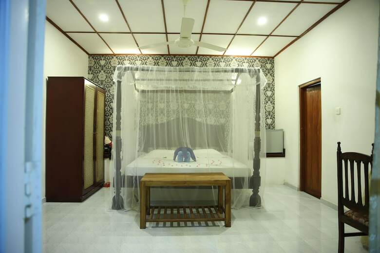 Hotel Bougainvilla
