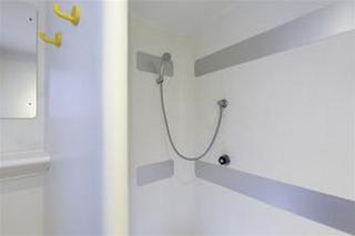 Hotelf1 Nice Villeneuve Loubet