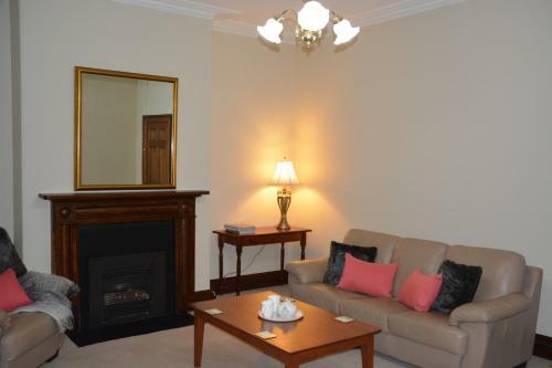 Apartments At York Mansions