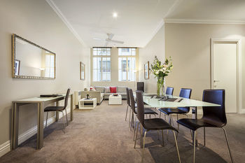 Hotel Flinders Landing Apartments