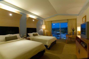 Hotel Fiesta Resort And Spa Saipan