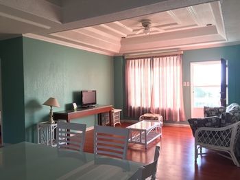 Beach Garden Hotel & Apartment