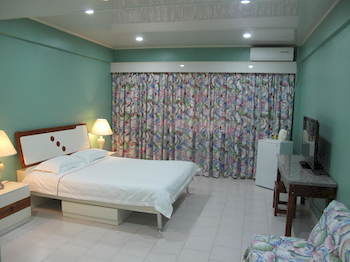 Beach Garden Hotel & Apartment