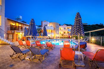 Aparthotel Artemis Apartments