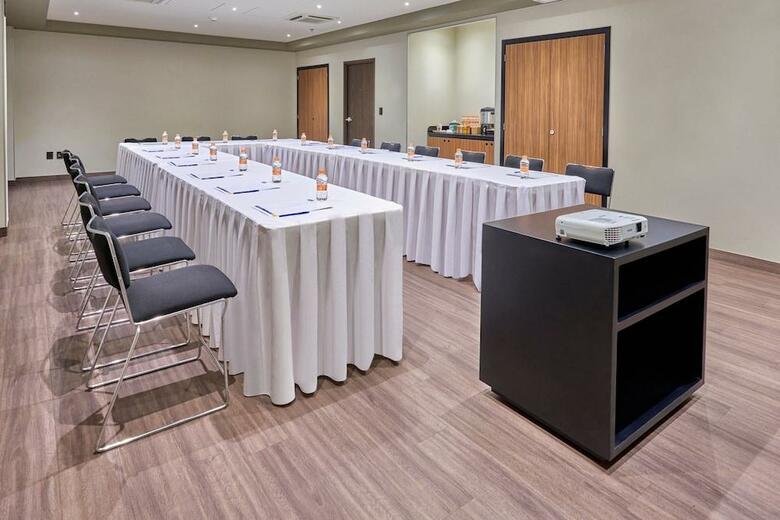 Hotel City Express Piedras Negras