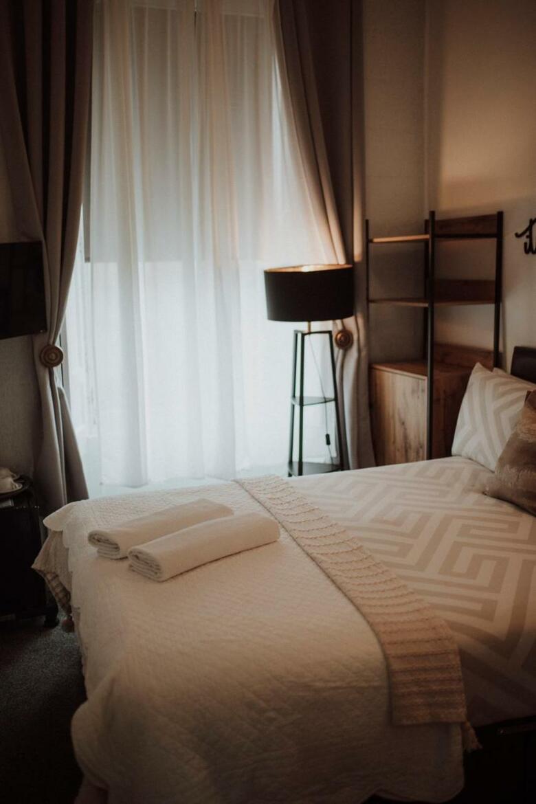 Hotel 16 Pilrig Guest House