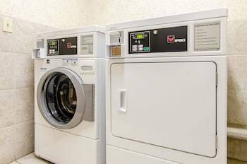 Hotel Quality Inn Near Fort Riley