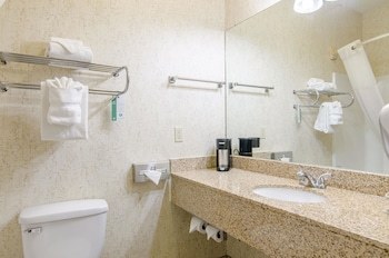 Hotel Quality Inn Near Fort Riley