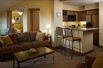Hotel Inn At Lost Creek