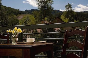 Hotel Inn At Lost Creek