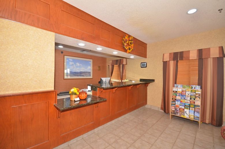 Hotel Legacy Inn And Suites Artesia