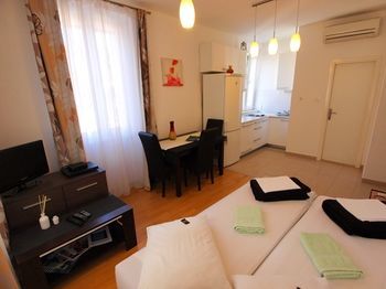 Apartments Gajeta