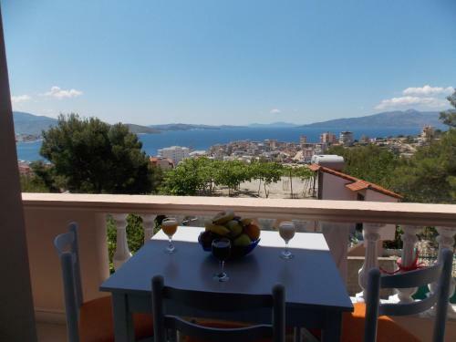 Hostal Guest House Vila Bega