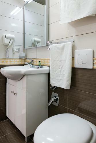 Dilo Hotel