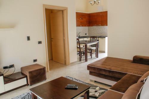 Luxury Apartments Golem