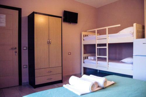 Hostal Apartments Villa Paja