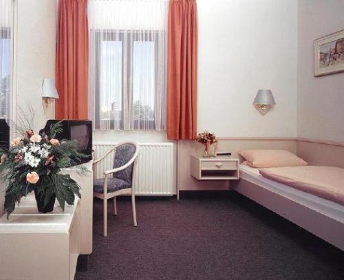 Hotel Skada City C�lln