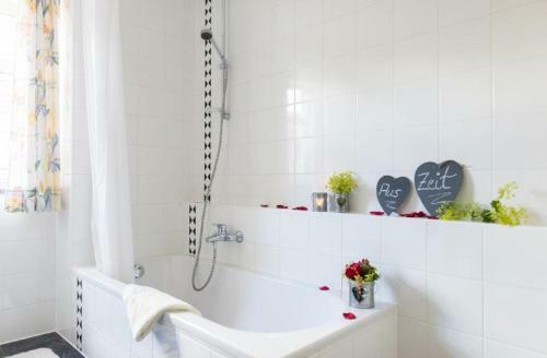 Hostal Auszeit - Ihr Sibyllenbad G�stehaus