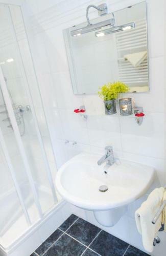 Hostal Auszeit - Ihr Sibyllenbad G�stehaus