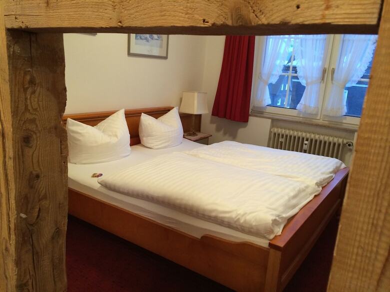 Muhve In Hotel
