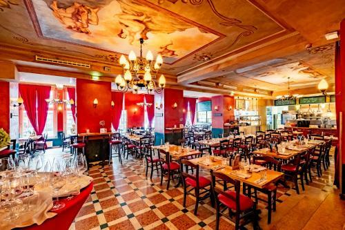 Hotel XII Apostel Albergo