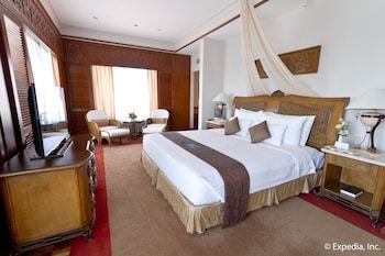 Hotel Waterfront Airport  Mactan
