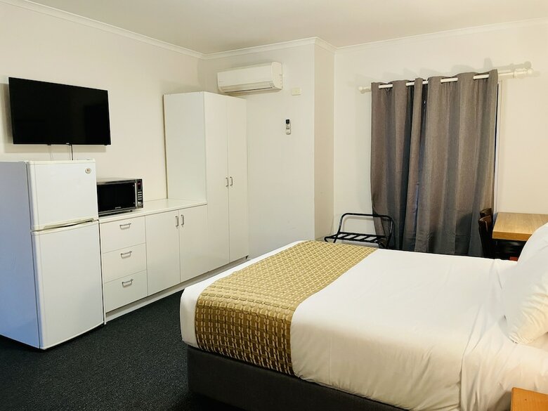 Hotel Quality Inn & Suites The Menzies