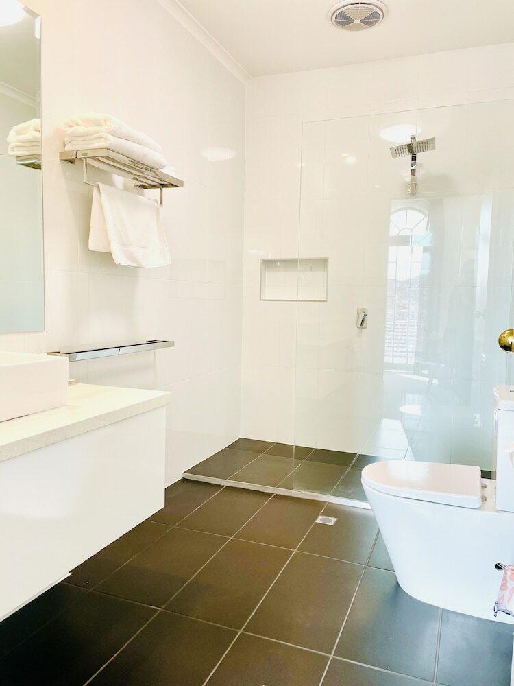 Hotel Quality Inn & Suites The Menzies