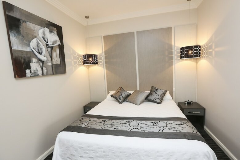 Hotel Comfort Inn Deakin Palms