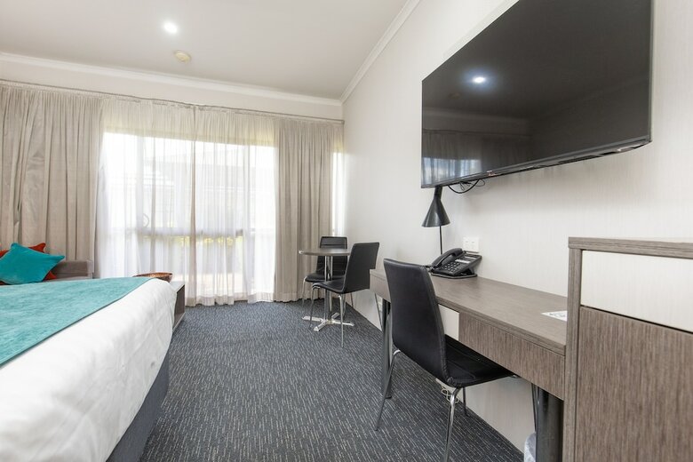 Hotel Comfort Inn Deakin Palms