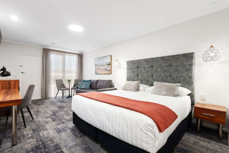 Hotel Comfort Inn Deakin Palms