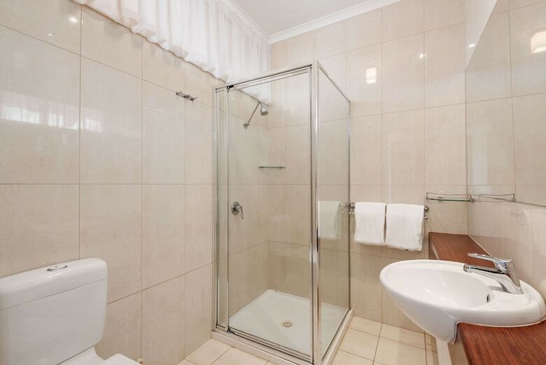 Hotel Comfort Inn Deakin Palms