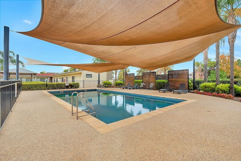 Hotel Comfort Inn Deakin Palms