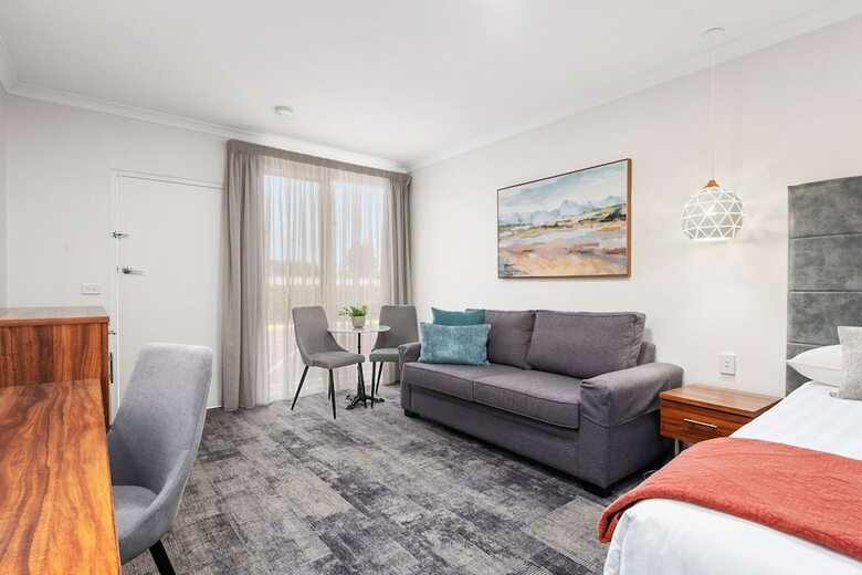 Hotel Comfort Inn Deakin Palms