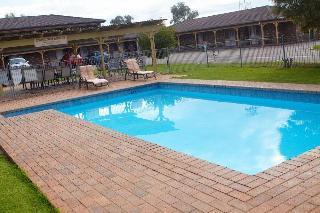 Hotel Quality Inn Carriage House