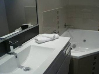 Hotel Comfort Inn And Suites Emmanuel