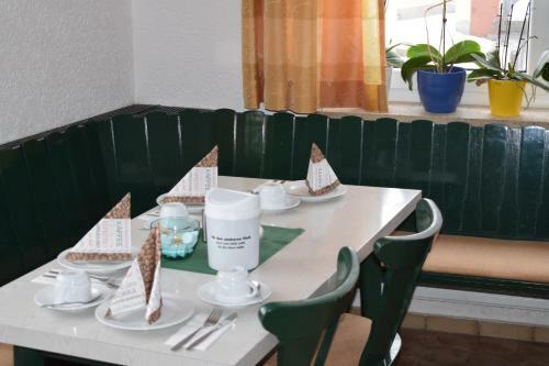 Hostal Pension Caf� Papke