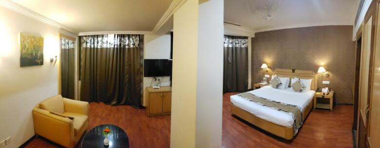 Hotel Quality Inn Residency