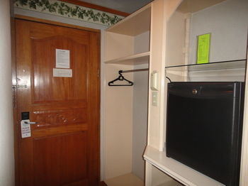 Hotel Holiday Plaza