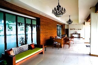 Hotel Nantra De Deluxe