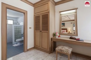 Hotel Sand Sea Resort And Spa Krabi