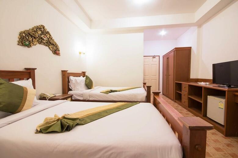 Hotel Rajapruek Samui Resort