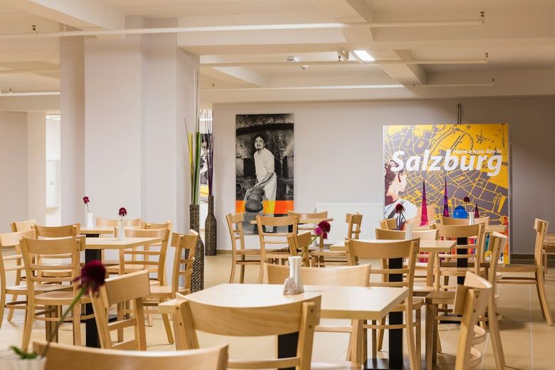 Hotel A&O Salzburg Hauptbahnhof