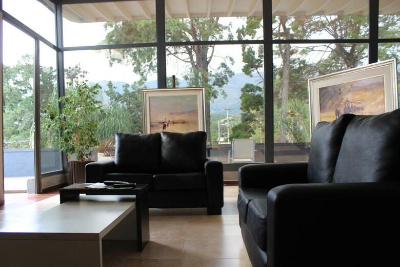 Hotel Altos De Merlo Suites