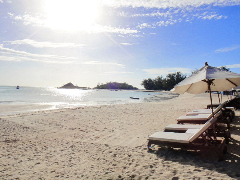 Hotel White House Beach Resort & Spa