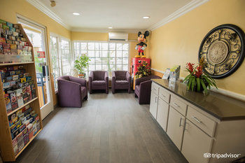 Hotel Anaheim Islander Inn And Suites