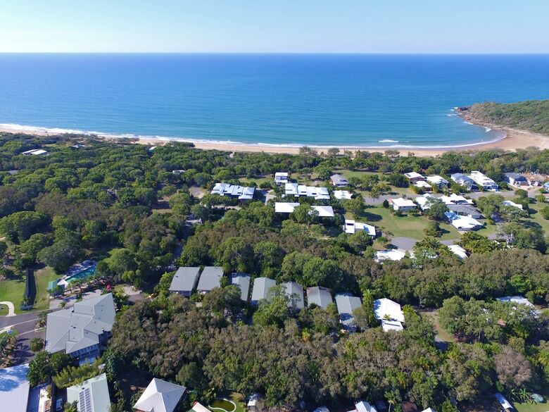 Aparthotel Sandcastles 1770 Motel & Resort