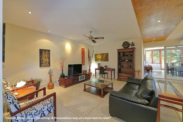 Aparthotel Sandcastles 1770 Motel & Resort