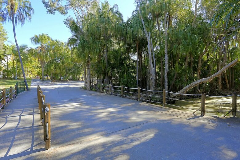 Aparthotel Sandcastles 1770 Motel & Resort