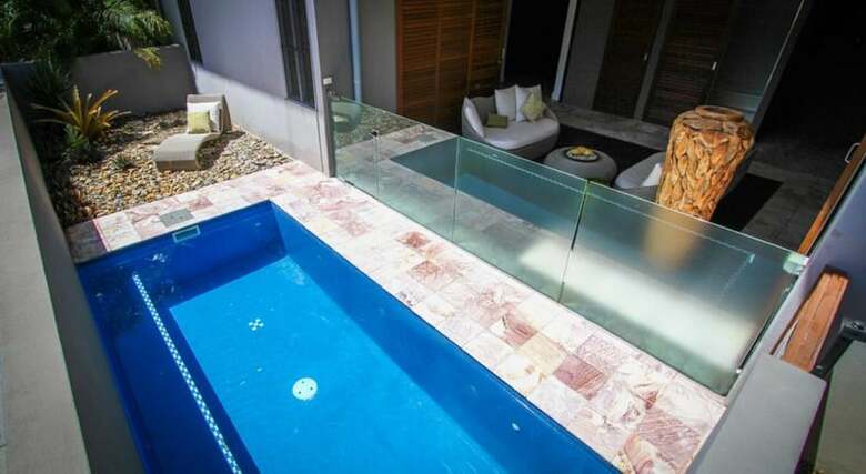 Aparthotel Sandcastles 1770 Motel & Resort